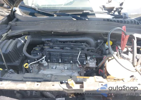 2020 Jeep Renegade Jeepster 4X4 z USA, uszkodzony, nr VIN ZACNJBAB9LPL76867